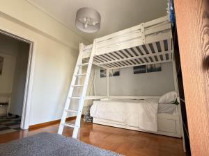 Cozy Apartment In Koukaki