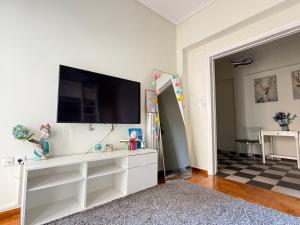 Cozy Apartment In Koukaki