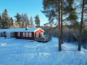 Wildlandia Älg Ferienhaus - Edebäck