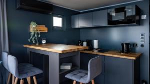 Domek na wodzie - Marina & Camping Siemiany