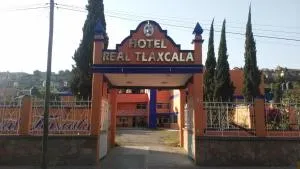 Hotel Real Tlaxcala - 瓦曼特拉