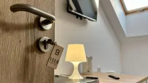 Velo Hostel - Campers & Bikes - Mievsce