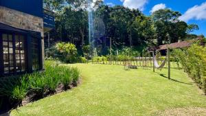 Casa 02 Vale Boa Vista - Casa em Condomínio Exclusivo com Vista para as Montanhas e Área de Lazer Completa