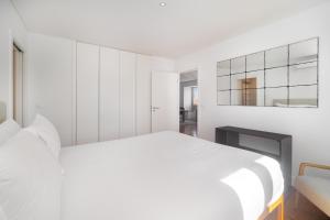 WHome Exclusive Stay in a Prime Location with River View