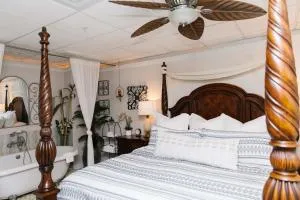 Tropical Jungle Themed Suite with real sand King Bed - 西班牙福克