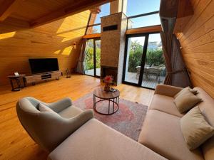 Begonvil Gümüşlük