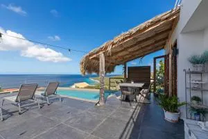 Lahara Suites with amazing view - Dorp Soto