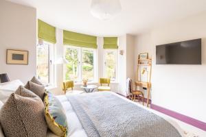 The Willows Boutique Stays by i-Stay Whitby
