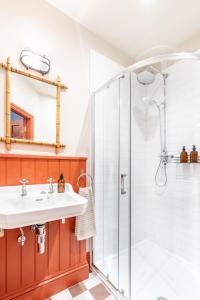 The Willows Boutique Stays by i-Stay Whitby