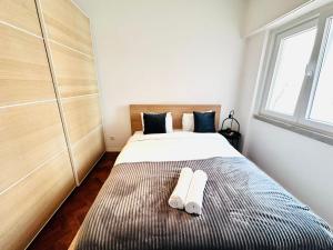 The Redondo House - NO 4E1 - Comfortable Two-Bedroom Apartment