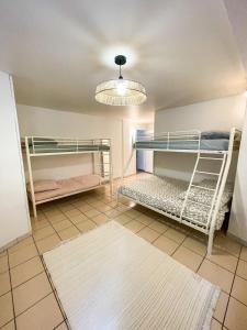 Appartement T3 avec jardin à 5km de la plage