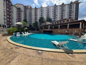 Hot Springs Temporada Cn - Luciana