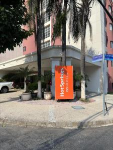 Hot Springs Temporada Cn - Luciana