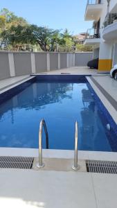 Aqua Seaview apartment