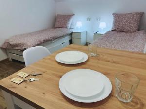 Velo Hostel - Campers & Bikes ENERGYLANDIA