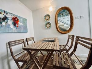 Entire 2-Bedroom House Near Valletta - Central Maltese Traditional Holiday Home for Families & Couples