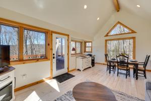 Hike and Fish Outdoor Retreat Near Trails