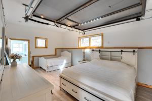 Hike and Fish Outdoor Retreat Near Trails