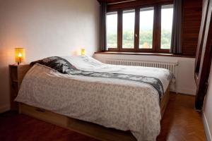 Appartements Le T2 Douillet d-Uriage - Residence Le Louvre - Uriage- Proche Chamrousse - Jusqu-a 3 personnes - Cure thermale - Montagnes et lacs : photos des chambres