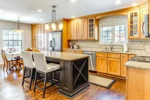 Walk to Main St and Parks Zionsville Village Home - Westfield