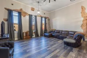 Ott's Oasis - Crestone