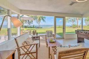 Waterfront Lake Dora Escape with Private Dock and Slip - Eustis