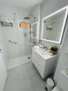 Modern Studio 10 min to Beach & 5 min Center Benalmadena