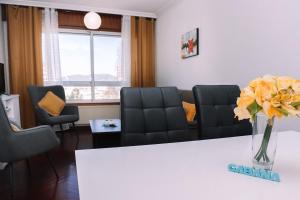 Luminoso y cómodo con parking by CABANA Rentals