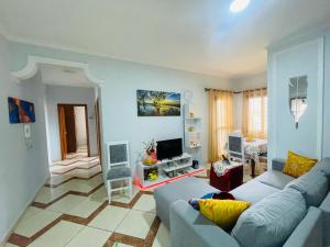 Lizas 3 bedroom apartment