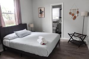 3Bed 2Bath Apt Near NYC plus Parking and Laundry