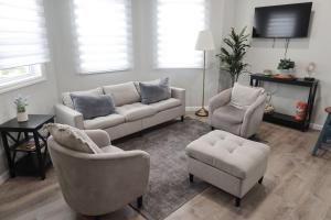 8BR 4BA Home Near NYC -Sleeps 16