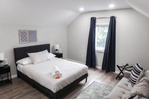 8BR 4BA Home Near NYC -Sleeps 16