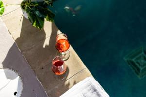 Smokies Couple Getaway by Ghosal Lodging