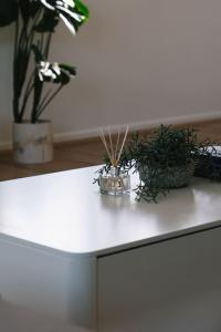 1Mins to Pinelands Plaza 4BR Chic Family Retreat