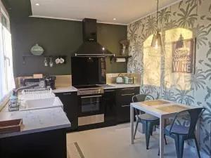 Proche Saint-Émilion, jolie maison rénovée, tout confort, terrasse - 2 personnes - Sainte-Terre