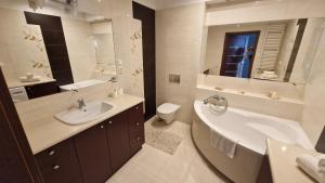 Apartament Raginisa