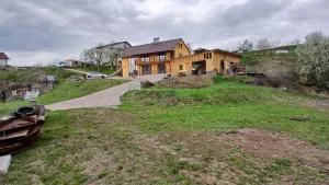 Cabana Ene Strada Poienari nr 13 A - Cărpiniş