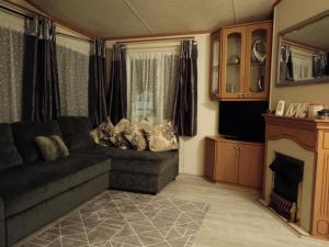 Lovely 3 bedroom 8 berth caravan in Rhyl