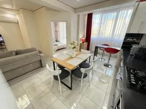 Cozy Two Bedroom Large Apartment - Ialoveni