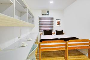 Collection O Metro Manila near University Belt formerly 1318 Residences