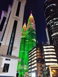 Sky suites KLCC by Kuala Lumpur Family Room Stay