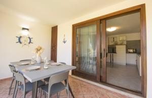 Veranda with Jacuzzi & BBQ 1 minute from the Beach img13