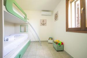 Veranda with Jacuzzi & BBQ 1 minute from the Beach img18