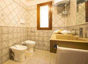 Veranda with Jacuzzi & BBQ 1 minute from the Beach img55