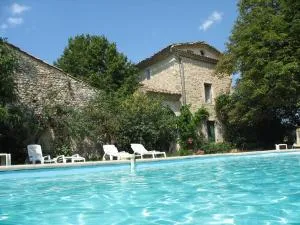 Chez Janie Hirst - Sauzet