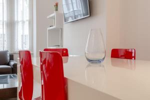 Bright Modern Large 1 Bed Flat in Battersea Clapham Junction