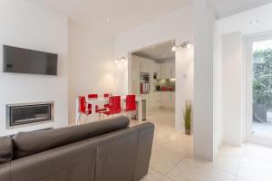 Bright Modern Large 1 Bed Flat in Battersea Clapham Junction