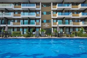 Mana Beach-Muro Alto