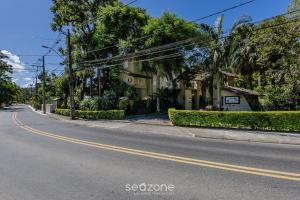 Apartamentos a 450m da Lagoa da Conceição - CRM