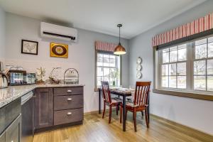 Seneca Lake Wine Trail Studio with Balcony and Views!